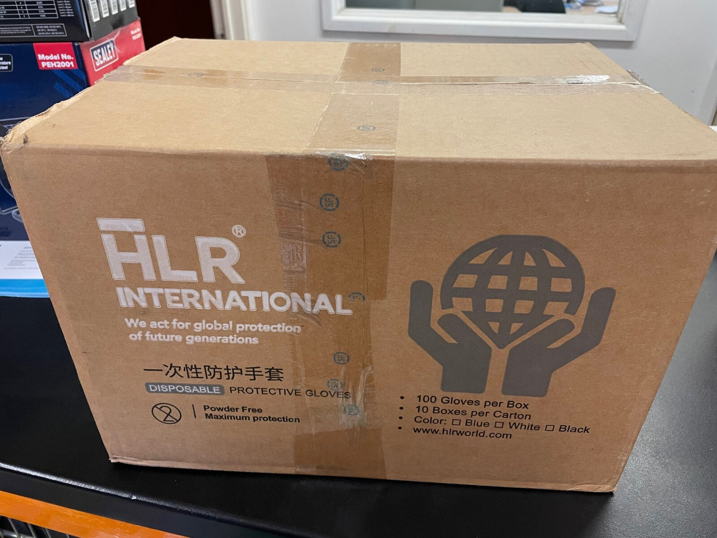 CASE 10 X 100 NITRILE GLOVES MEDIUM SIZE 7.5 - 8 POWDER FREE HLR INTERNATIONAL