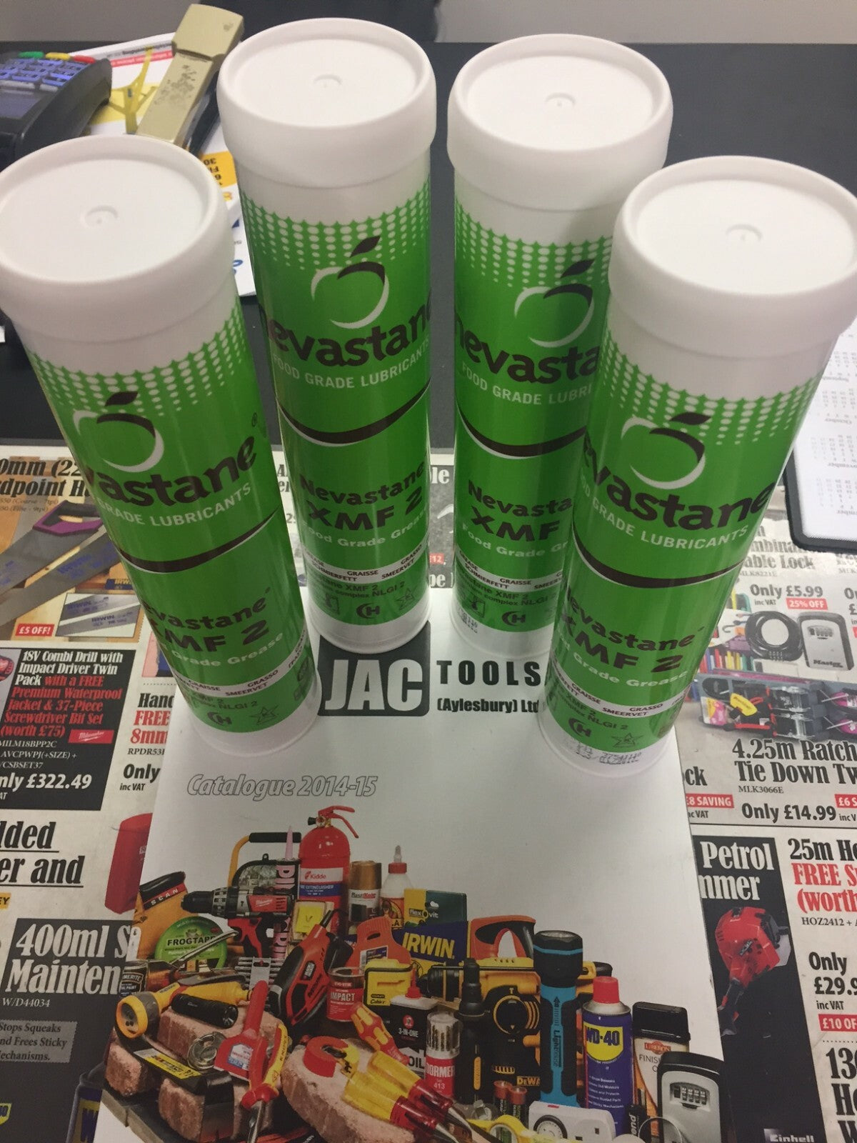 TOTAL NEVASTANE XMF 2 MULTIPURPOSE FOOD GRADE GREASE CARTRIDGES 375G BEARINGS